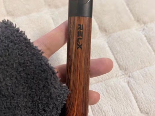 悦刻一代烟杆价格解析，如何选购性价比最高的电子烟？